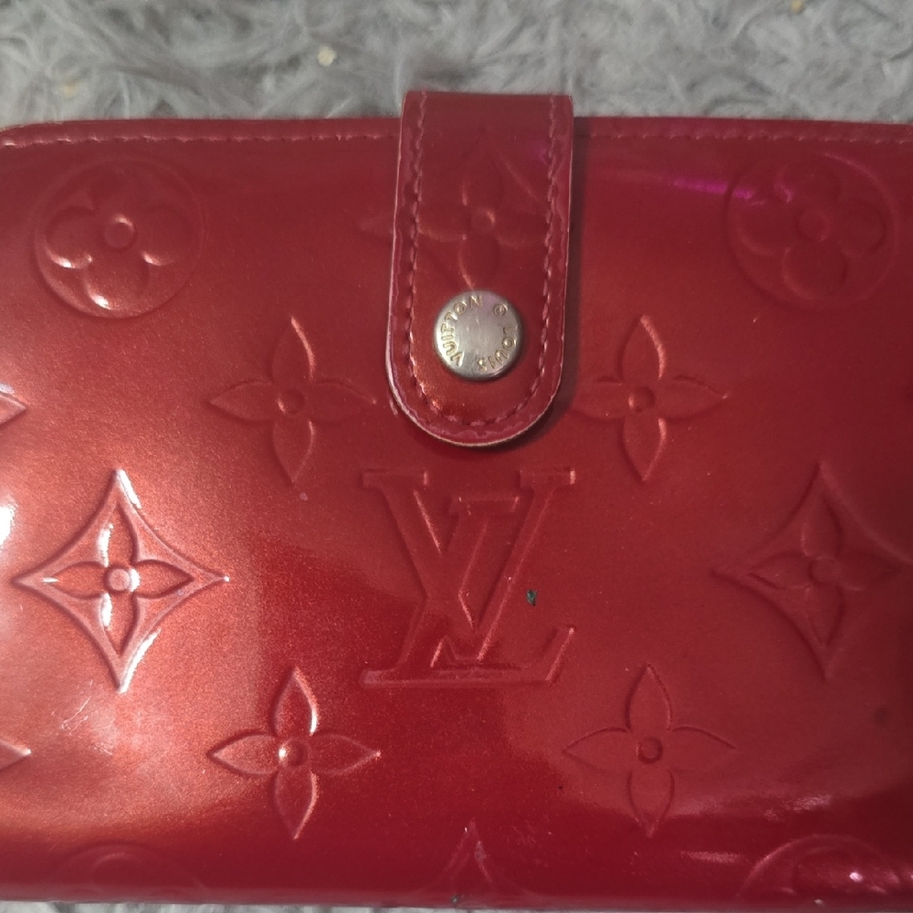 Louis Vuitton Monogram Vernis with Kiss lock Red Patent Small Wallet USED - Picture 2 of 13